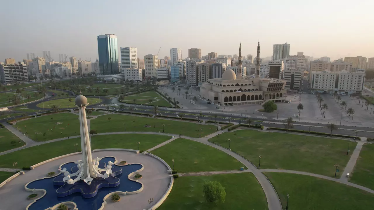 5 Emirates + Indian Ocean Tour - Image 7