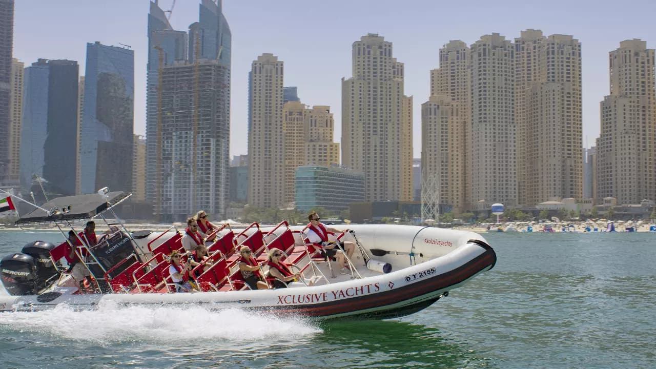 Speed Boat Tour Dubai - Image 7