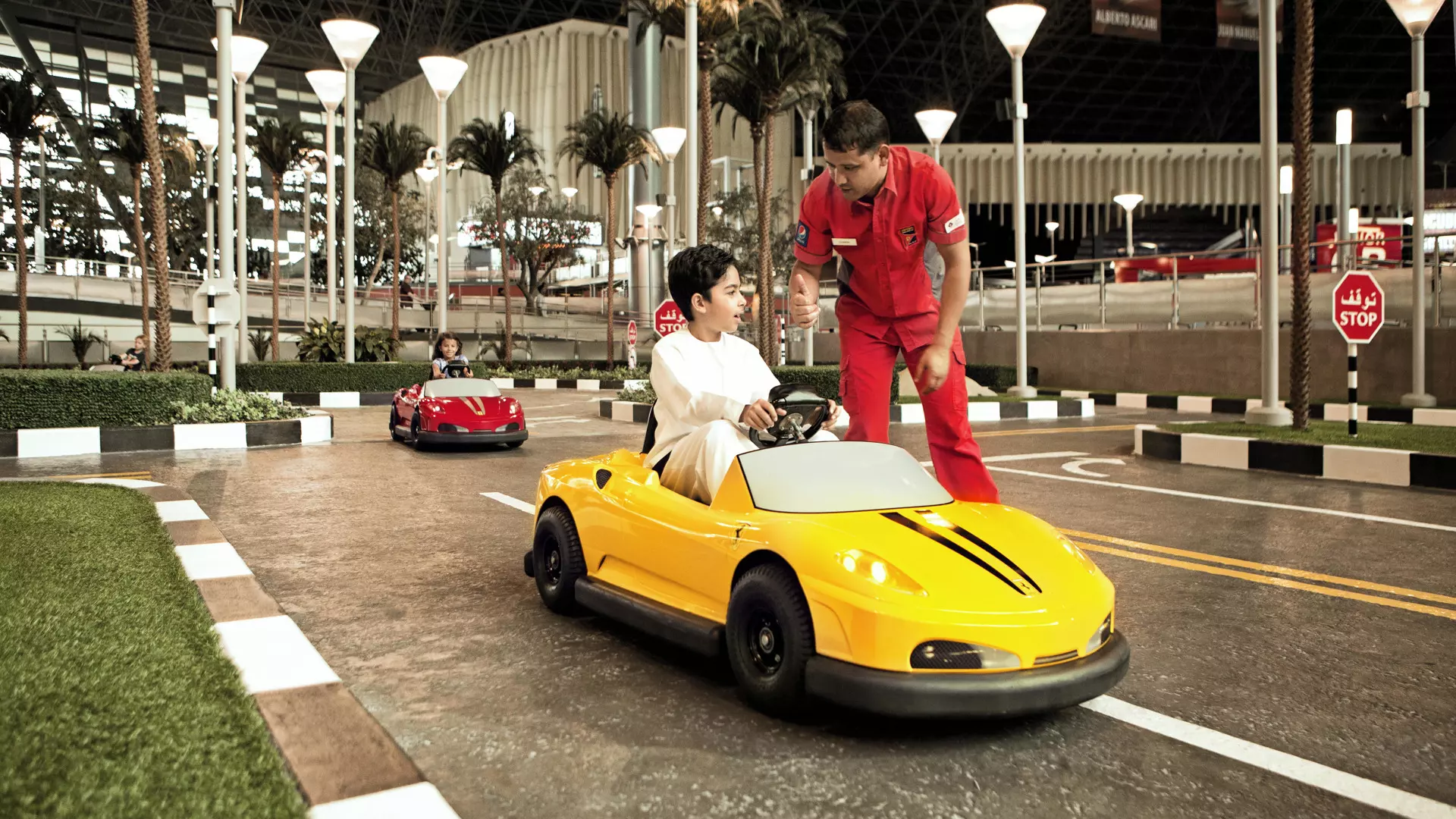 Yas Island Multi Day, Multi Park Ticket (Ferrari, Warner, Yas & Seaworld) - Photo 38