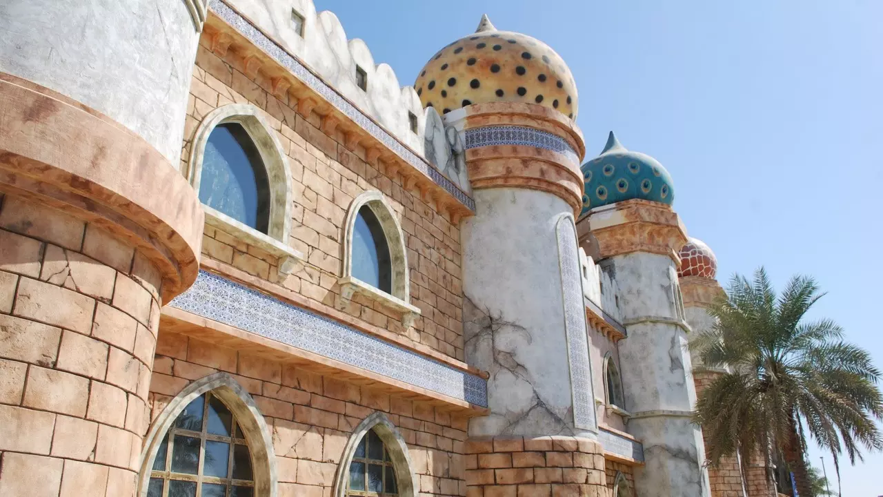 Abu Dhabi Emirates Park Zoo - Image 7