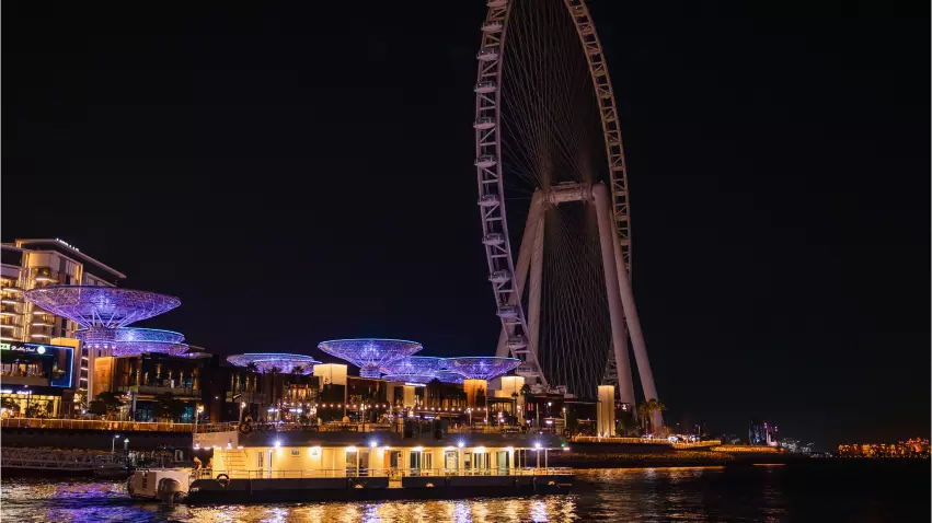 Alexandra Sea Lounge - Image 3