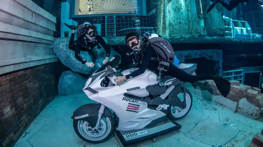 Deep Dive Dubai - Image 5