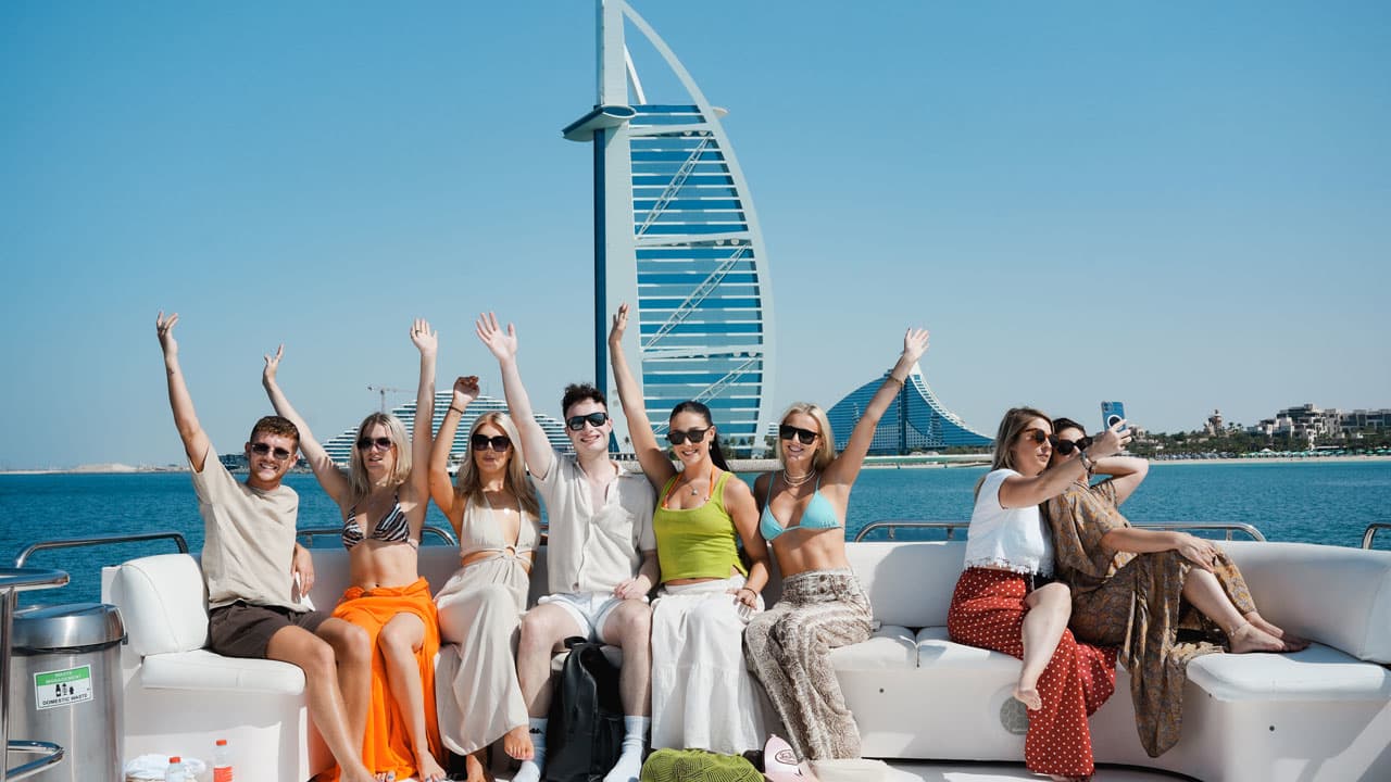 Shared Luxury Yacht Tour with Breakfast or BBQ - Photo 16