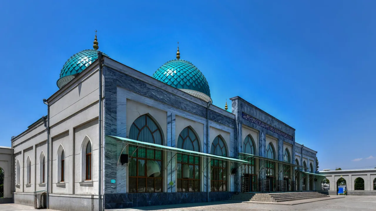 Historic heart of Tashkent - Photo 8