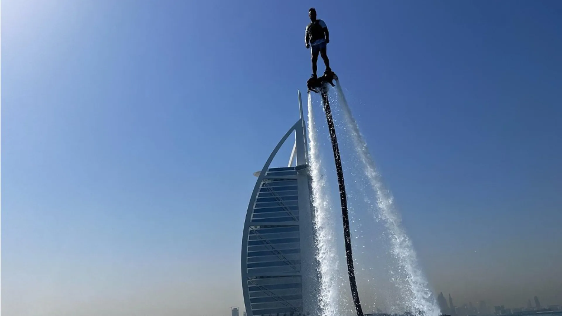 Fly Board  Burj Al Arab - Photo 12