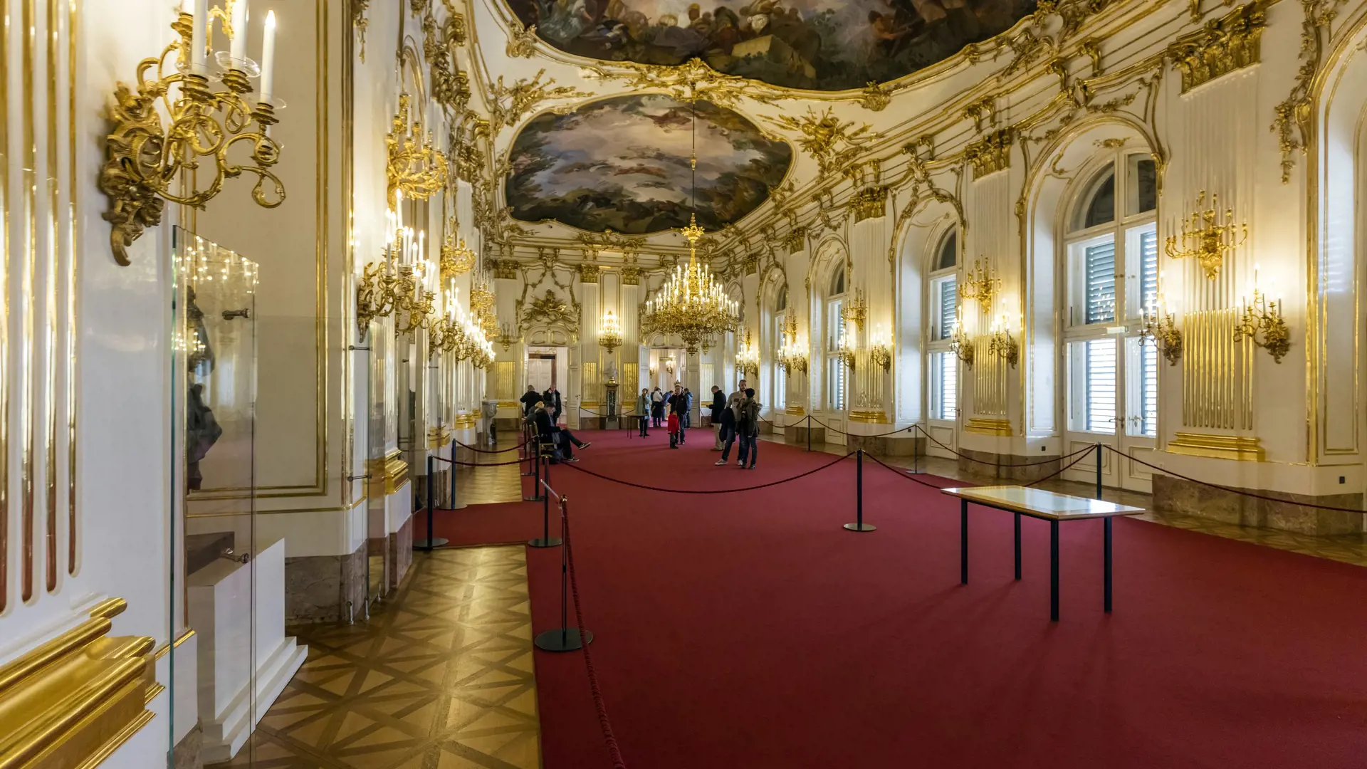 Schonbrunn Palace and Gardens - Photo 17