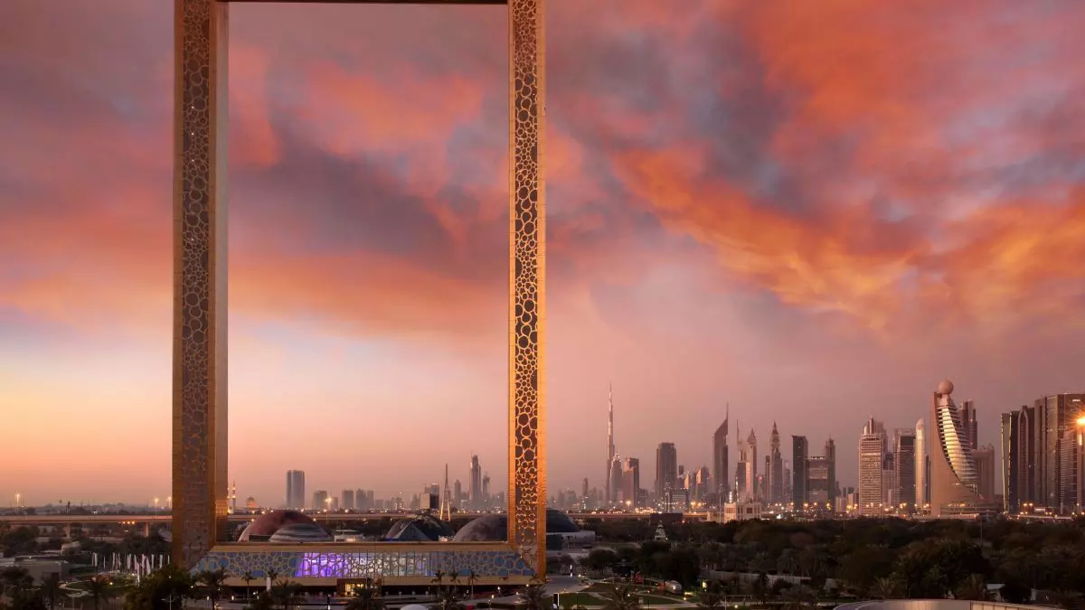Dubai Frame - Image 7