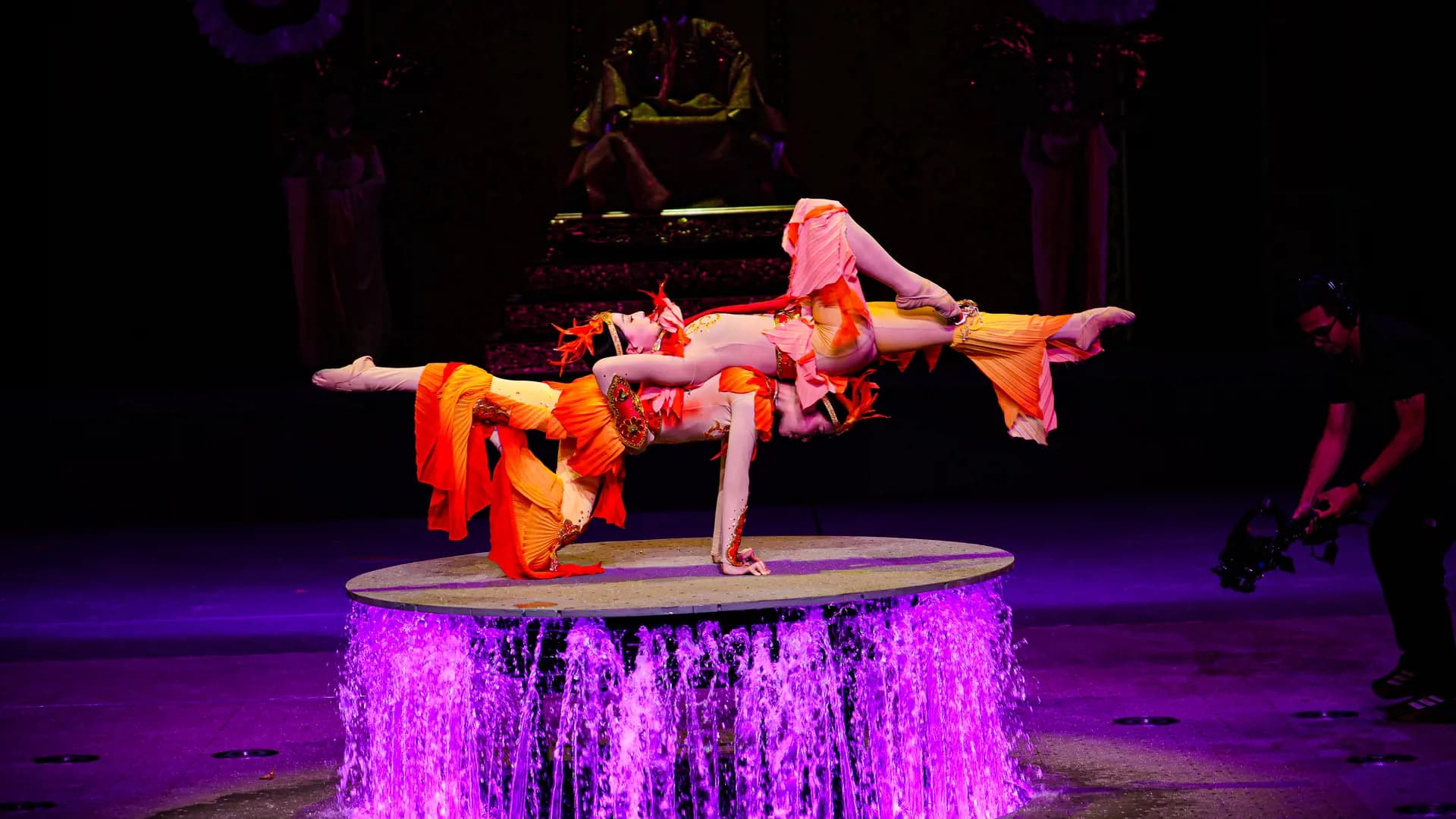 The Grand Epic of Vietnam (Đất Nước Thiên Hùng Ca) Show Ticket - Photo 18