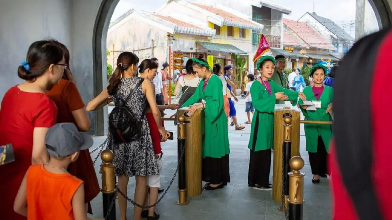 Hoi An Impression Theme Park and Hoi An Memories Show - Photo 14