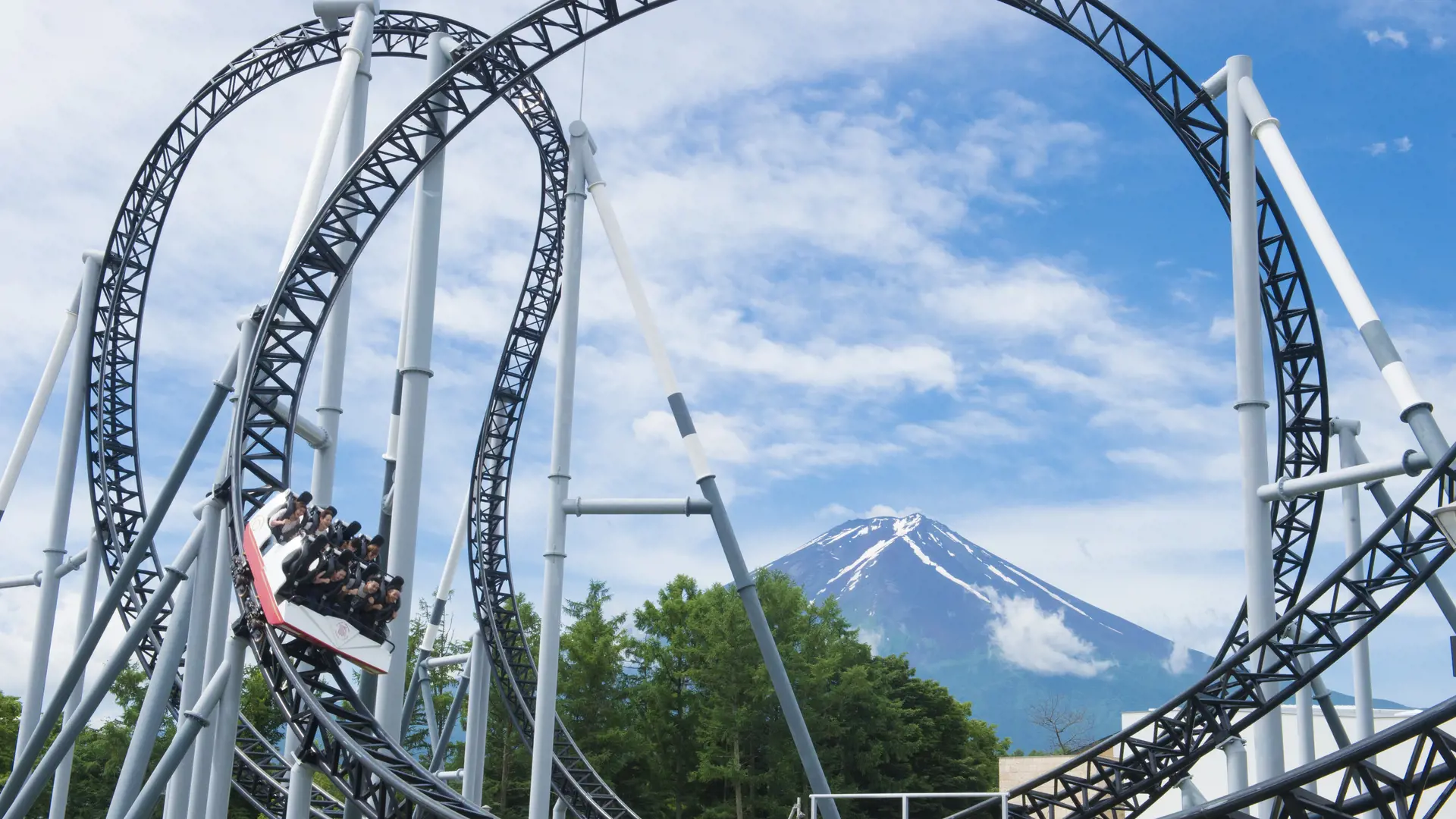 Fuji-Q Highland Pass - Photo 22
