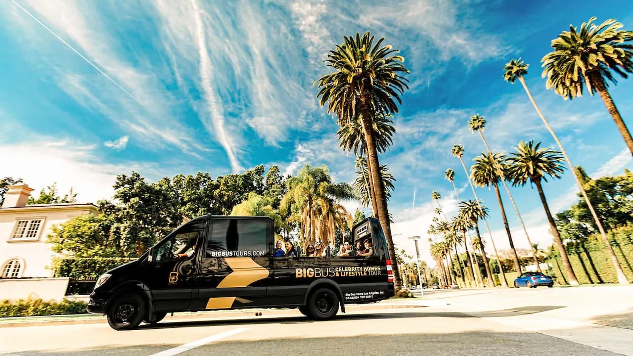 Los Angeles Celebrity Homes Bus Tour