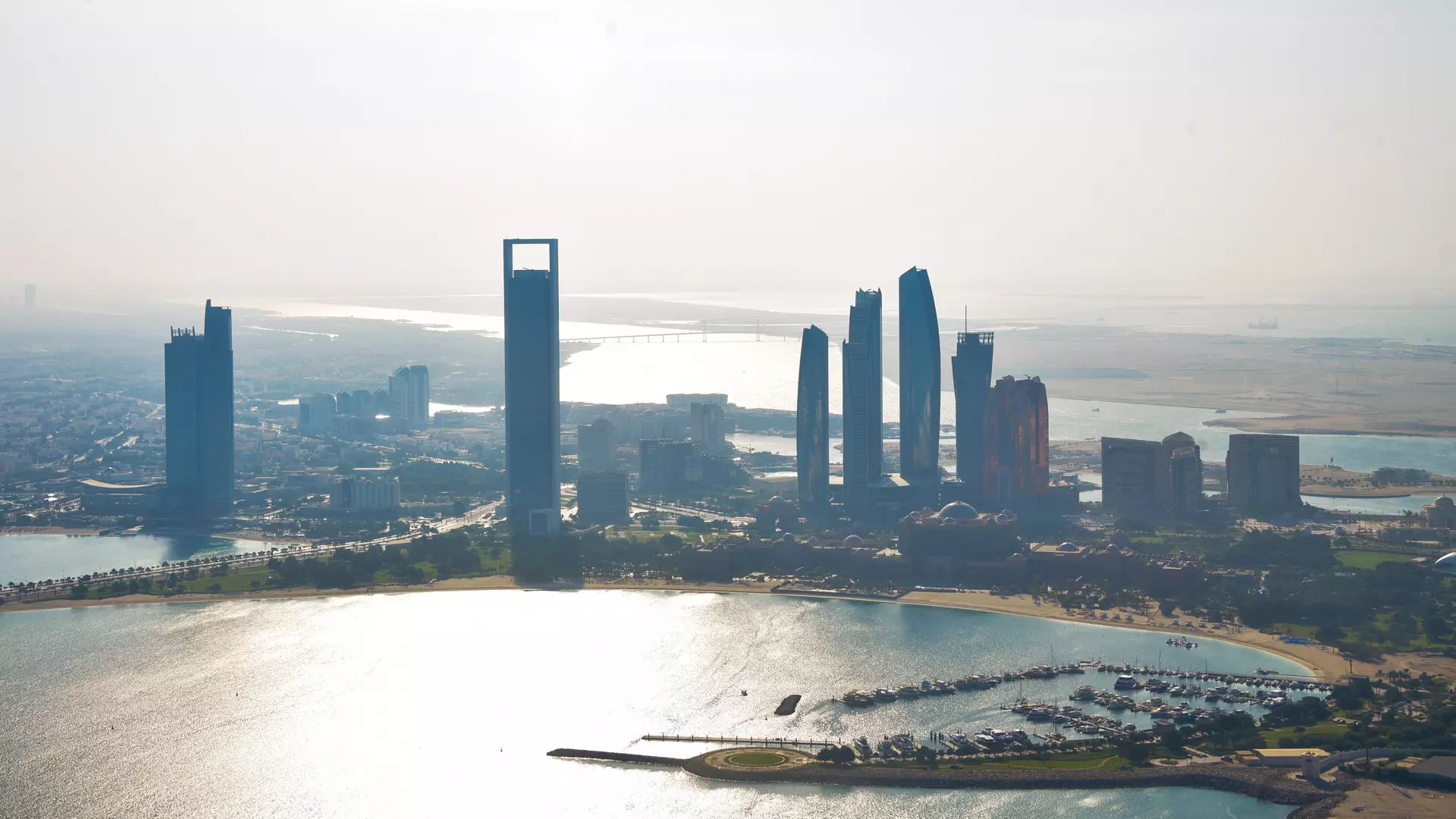 Helicopter Flight Abu Dhabi - Photo 38
