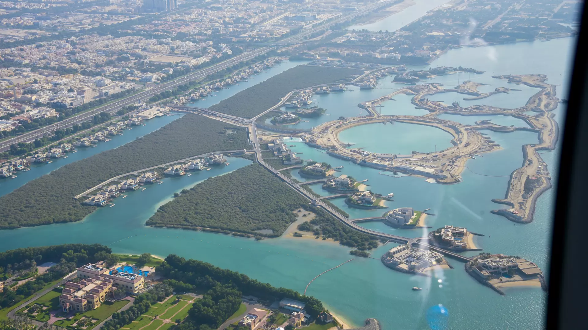 Helicopter Flight Abu Dhabi - Photo 45
