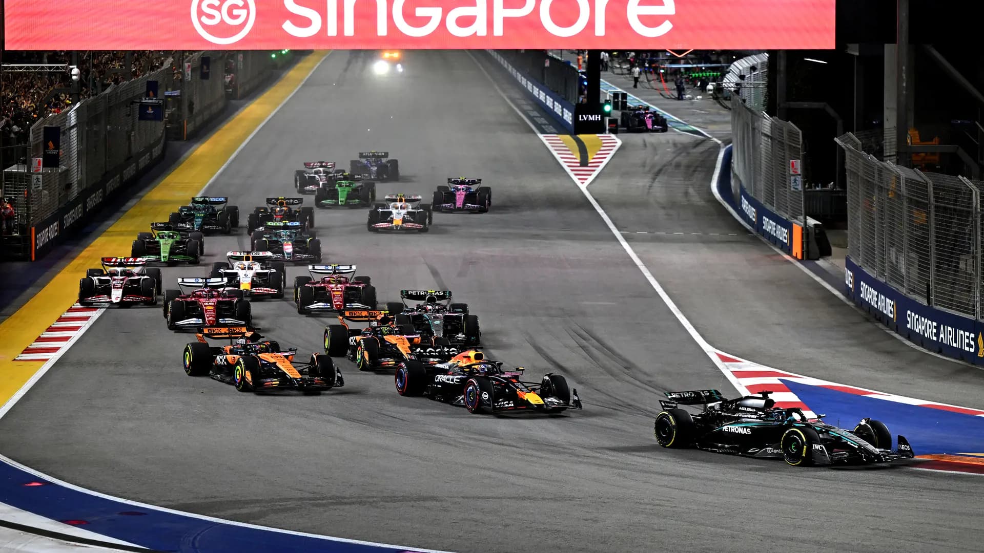 Formula 1 Singapore Airlines Singapore Grand Prix 2026 (9 - 11 October) - Photo 59