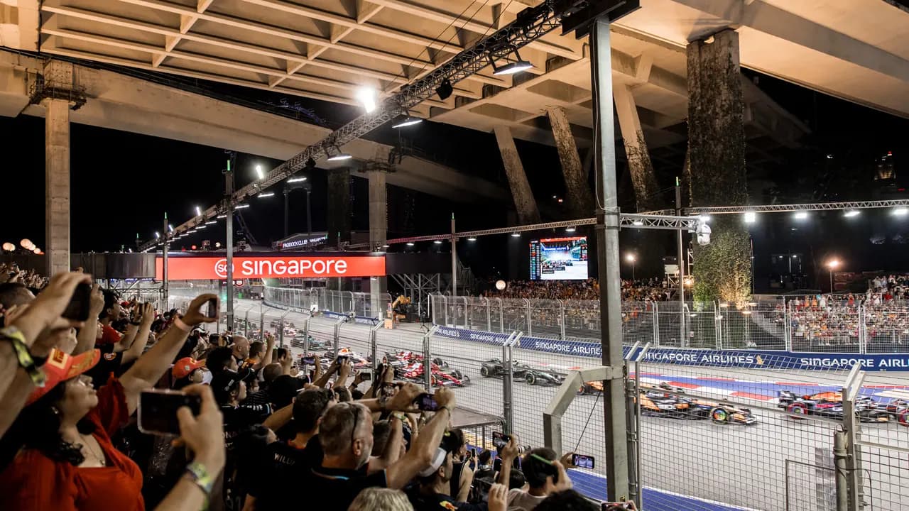 Formula 1 Singapore Airlines Singapore Grand Prix 2026 (9 - 11 October) - Photo 43
