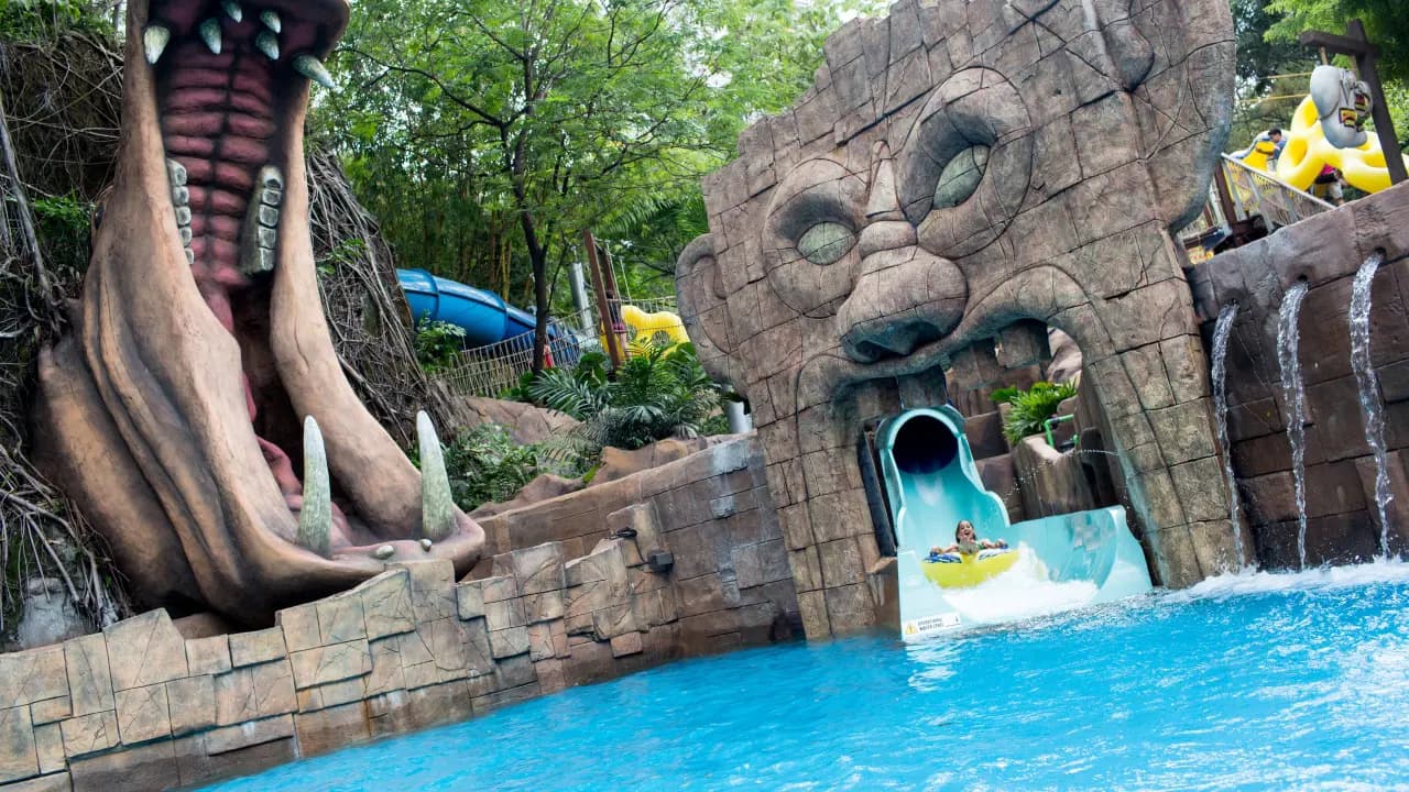 Sunway Lagoon Theme Park Ticket - Photo 26