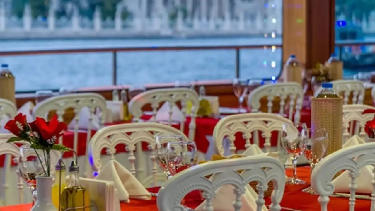 Bosphorus Dinner Cruise with Turkish Night Show - Photo 11