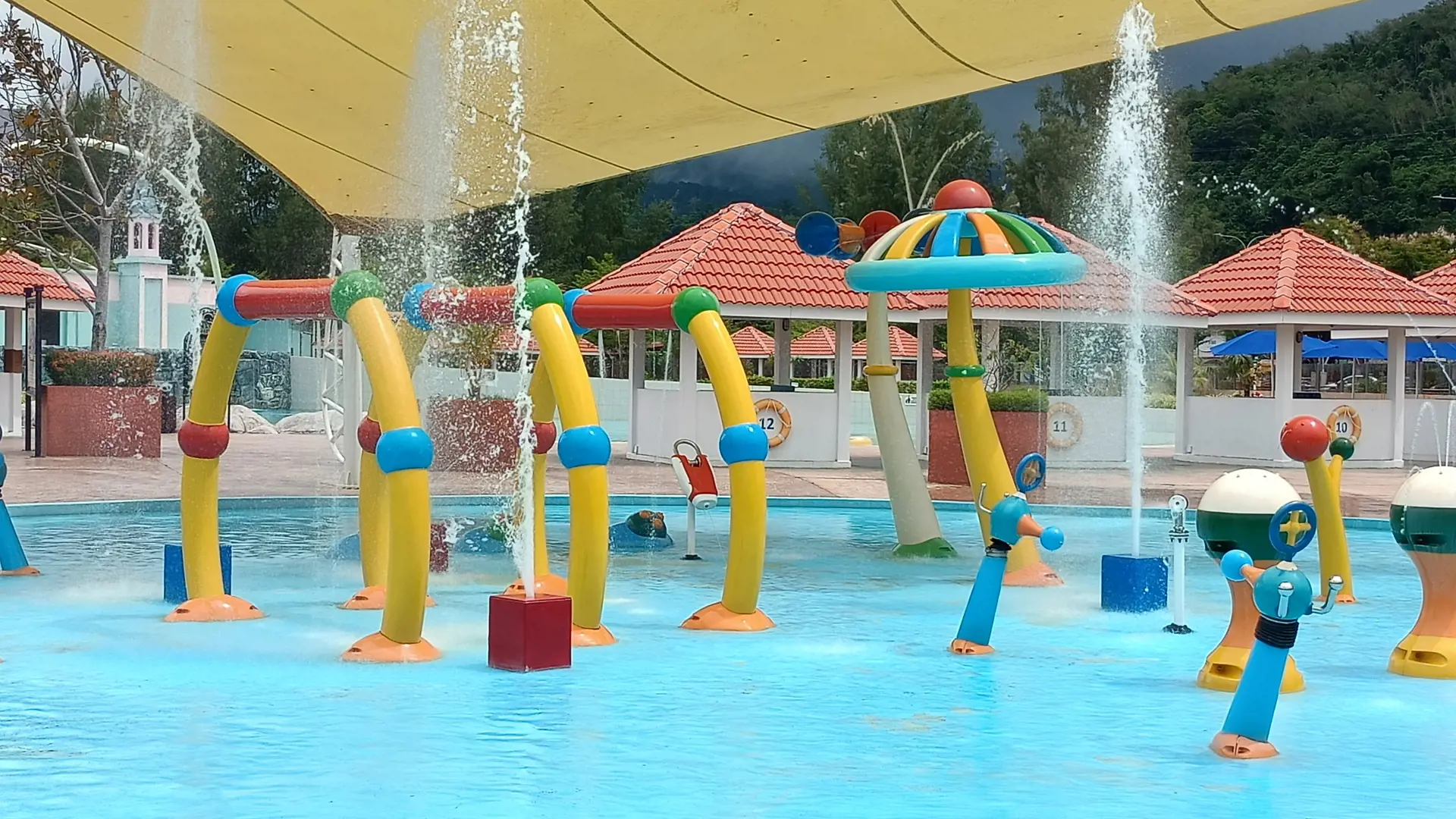 Splash Out Langkawi Waterpark - Photo 18