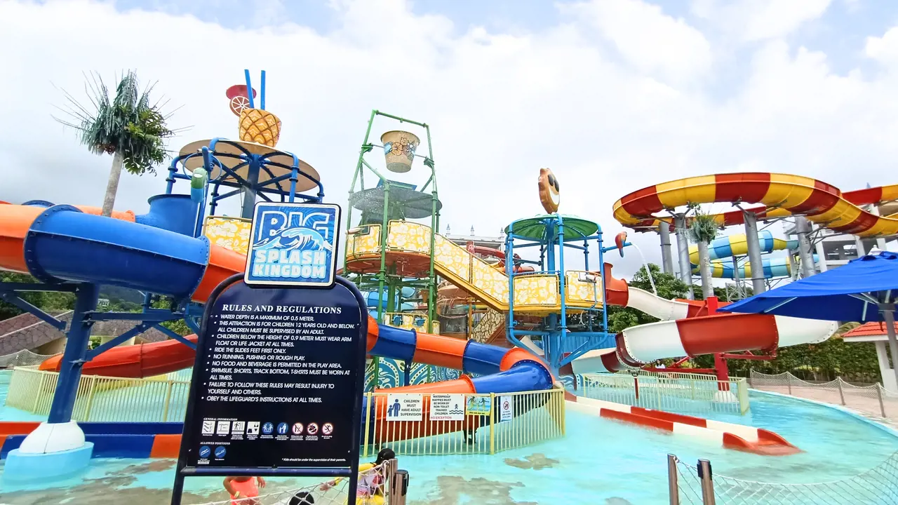 Splash Out Langkawi Waterpark - Photo 8