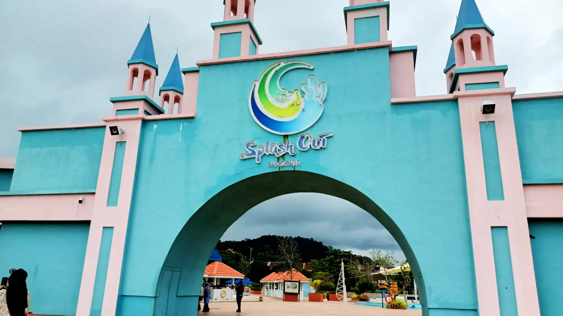 Splash Out Langkawi Waterpark - Photo 23