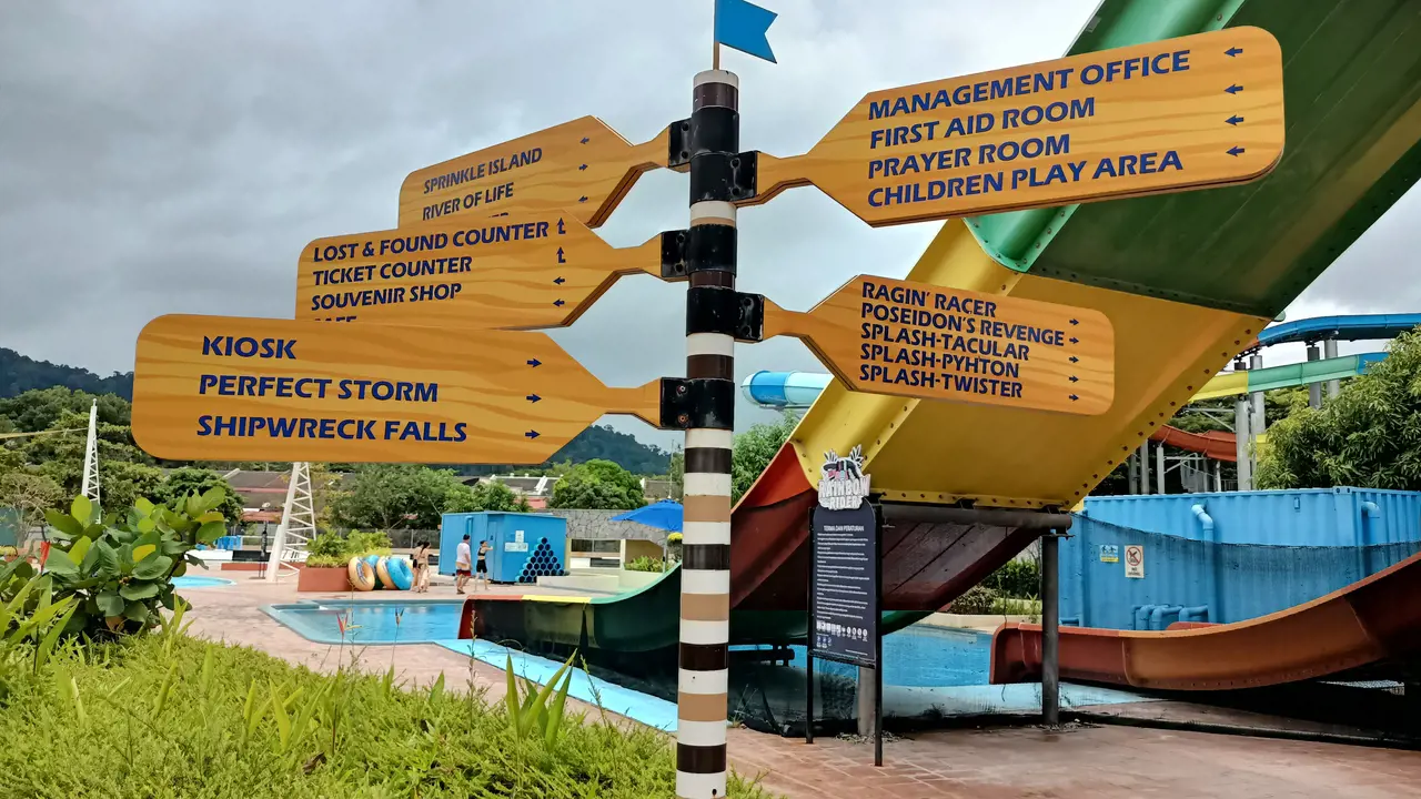 Splash Out Langkawi Waterpark - Photo 11