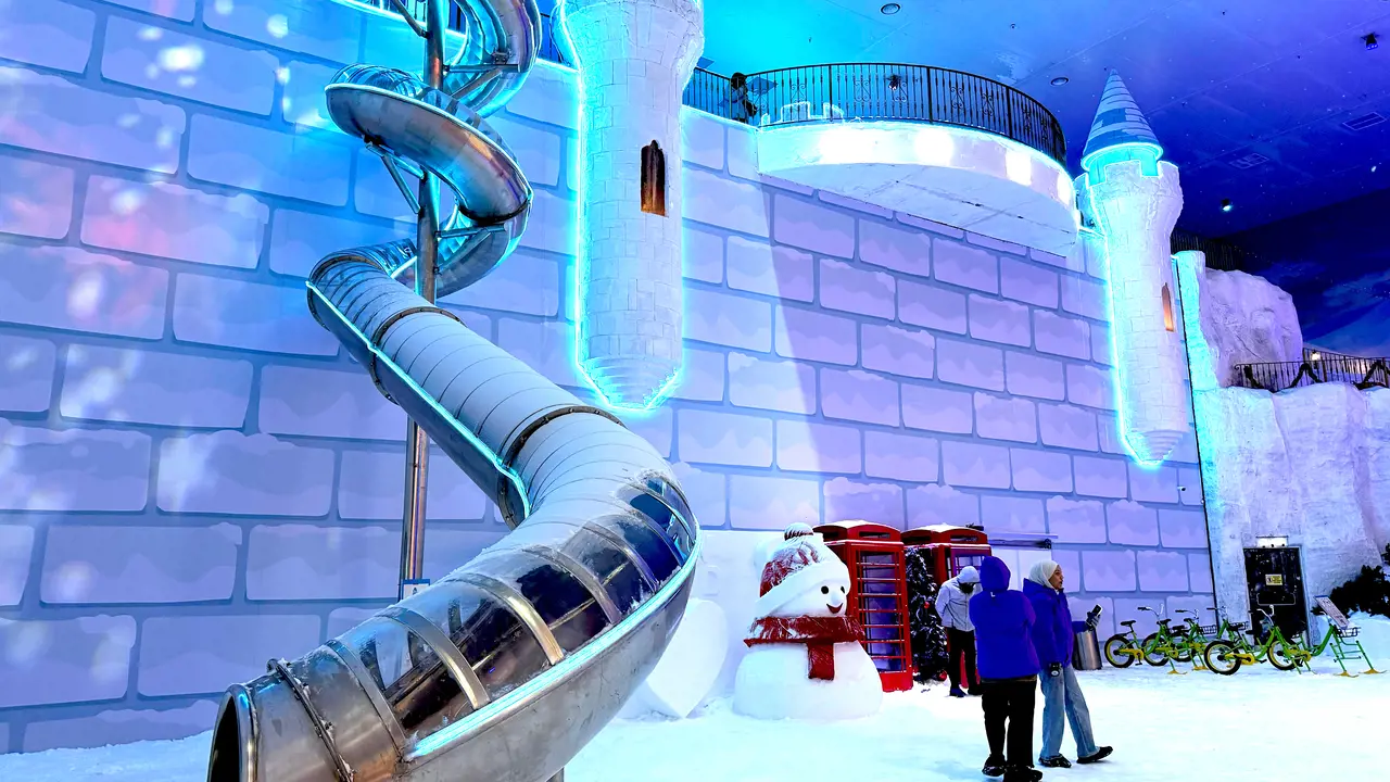 Snow World Genting Highlands Ticket - Photo 4