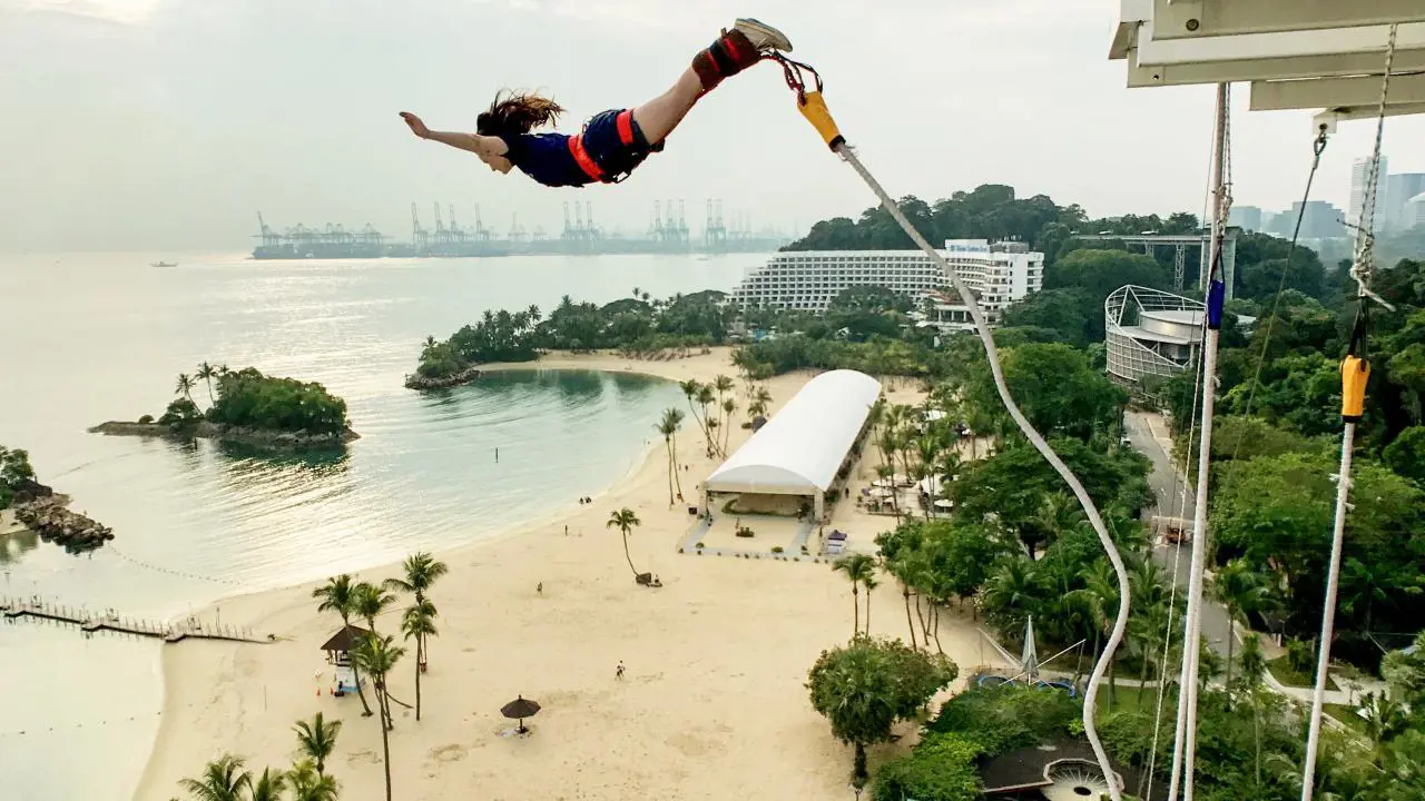 Skypark Sentosa by AJ Hackett Ticket: Bungy Jump and Giant Swing - Photo 7