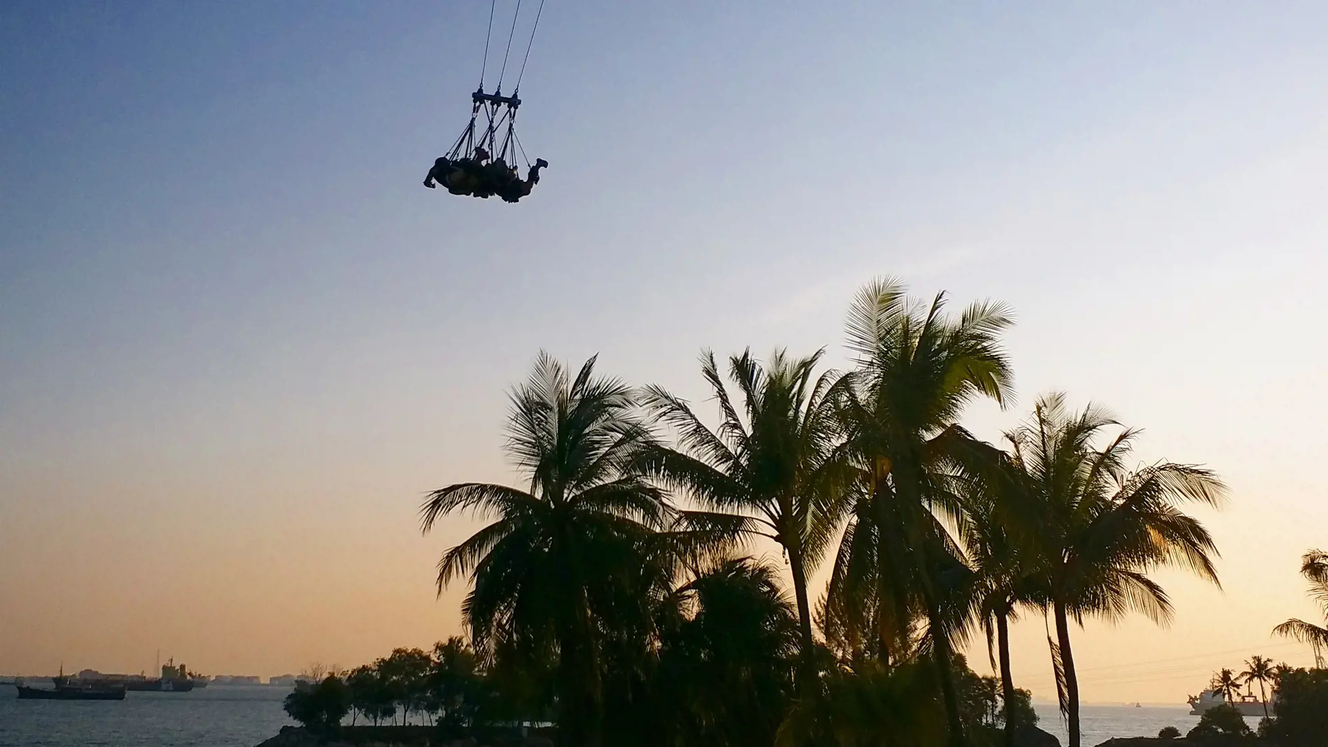 Skypark Sentosa by AJ Hackett Ticket: Bungy Jump and Giant Swing - Photo 41
