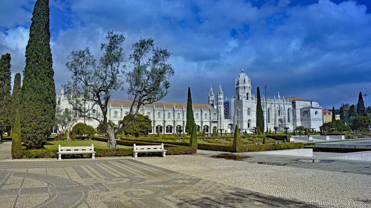 Jerónimos Monastery Ticket - Photo 14