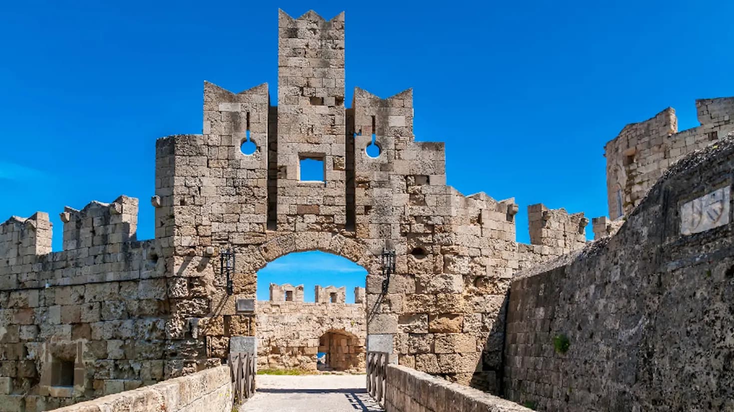 Palace of the Grand Master of the Knights of Rhodes - Photo 7