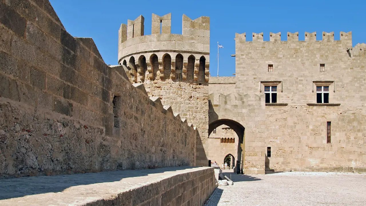 Palace of the Grand Master of the Knights of Rhodes - Photo 8