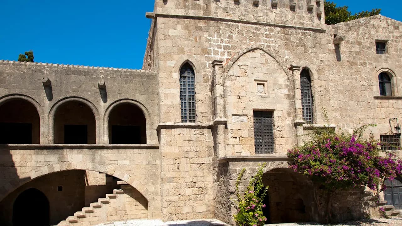 Palace of the Grand Master of the Knights of Rhodes - Photo 3