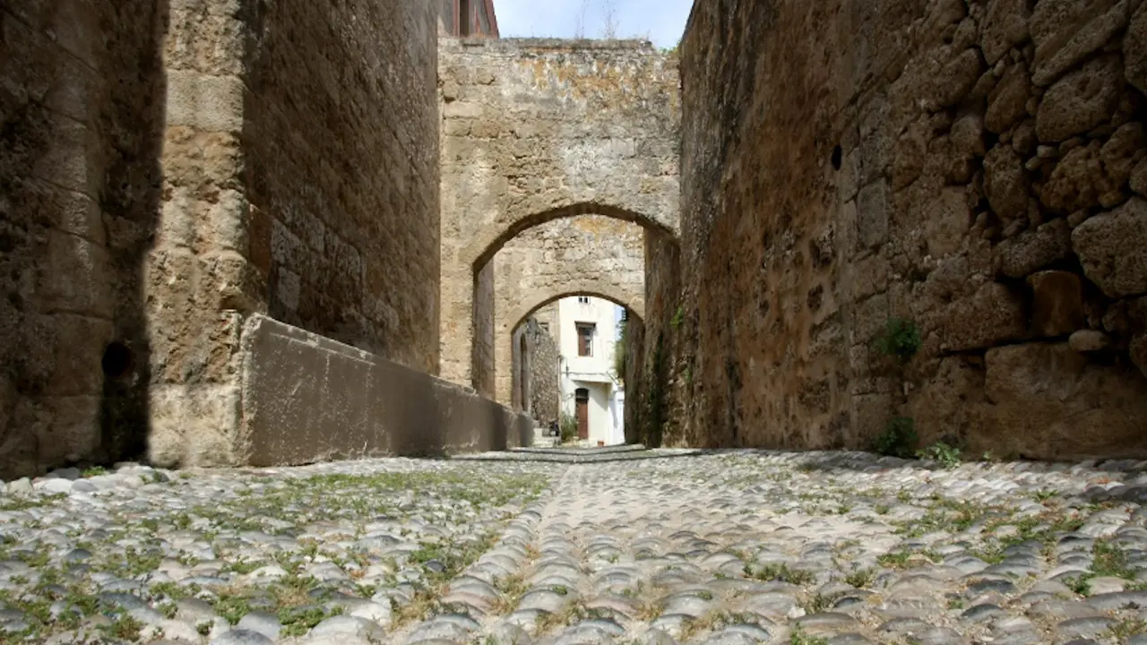 Palace of the Grand Master of the Knights of Rhodes - Photo 4